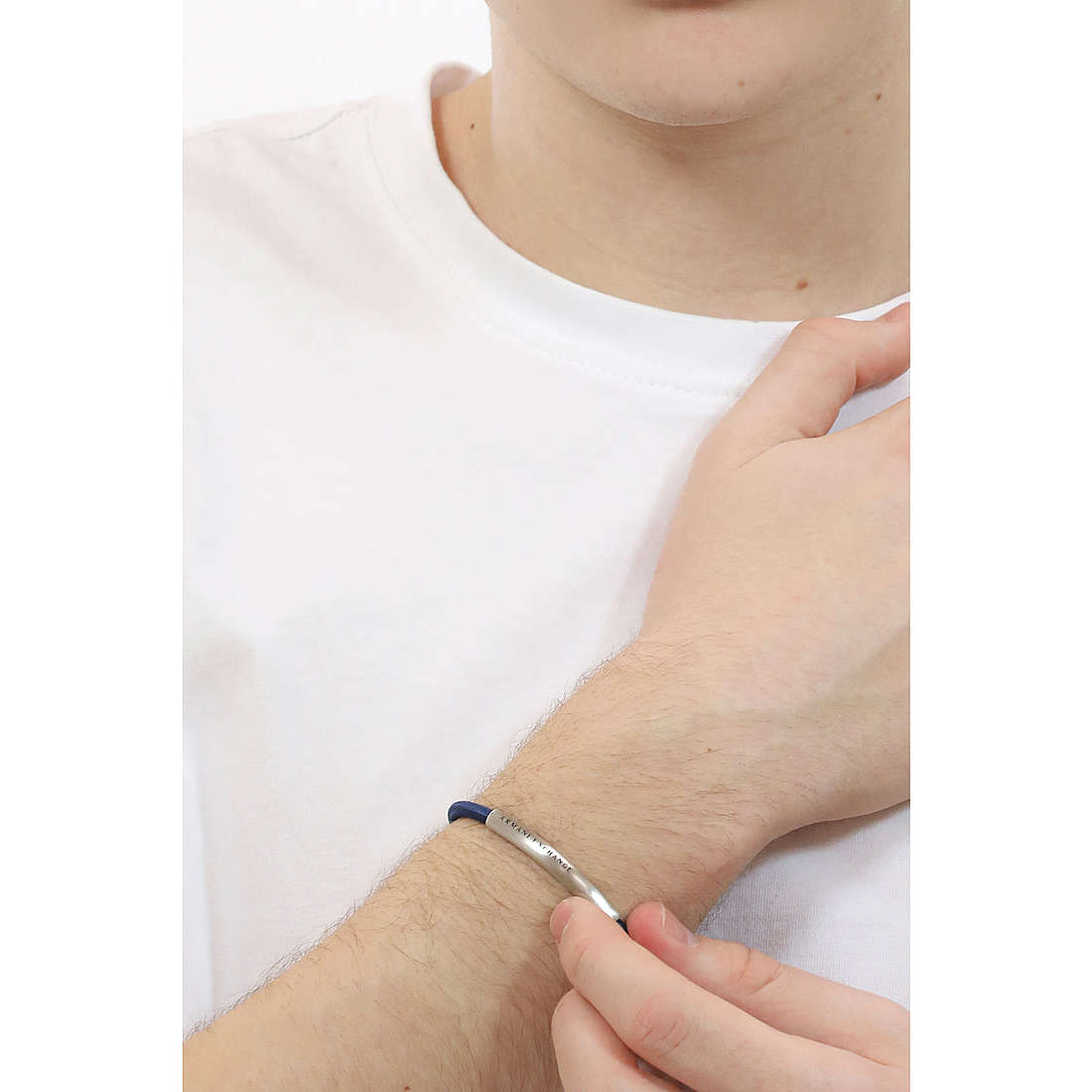 Armani Exchange bracelets homme AXG0064040 Je porte